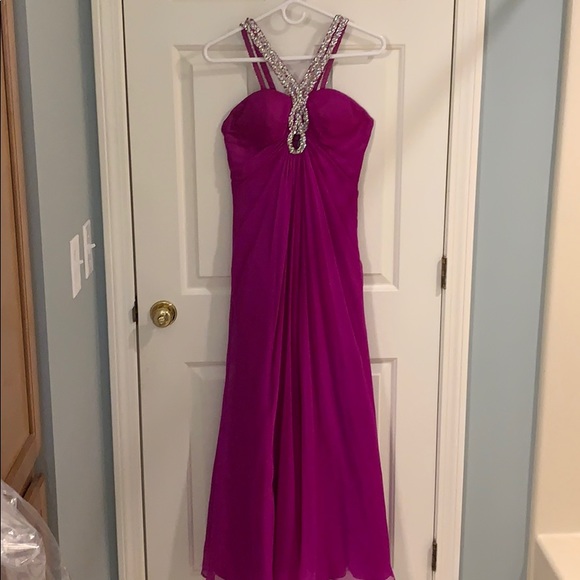 PROM DRESS - Picture 1 of 7